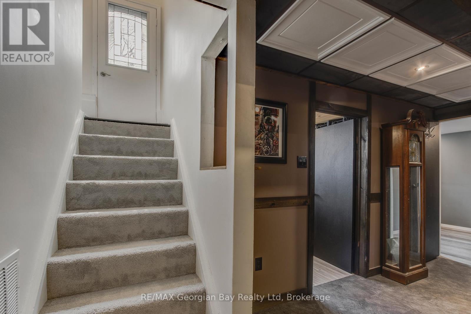 44 Hill Top Drive, Penetanguishene, Ontario  L9M 1H9 - Photo 23 - S12077976