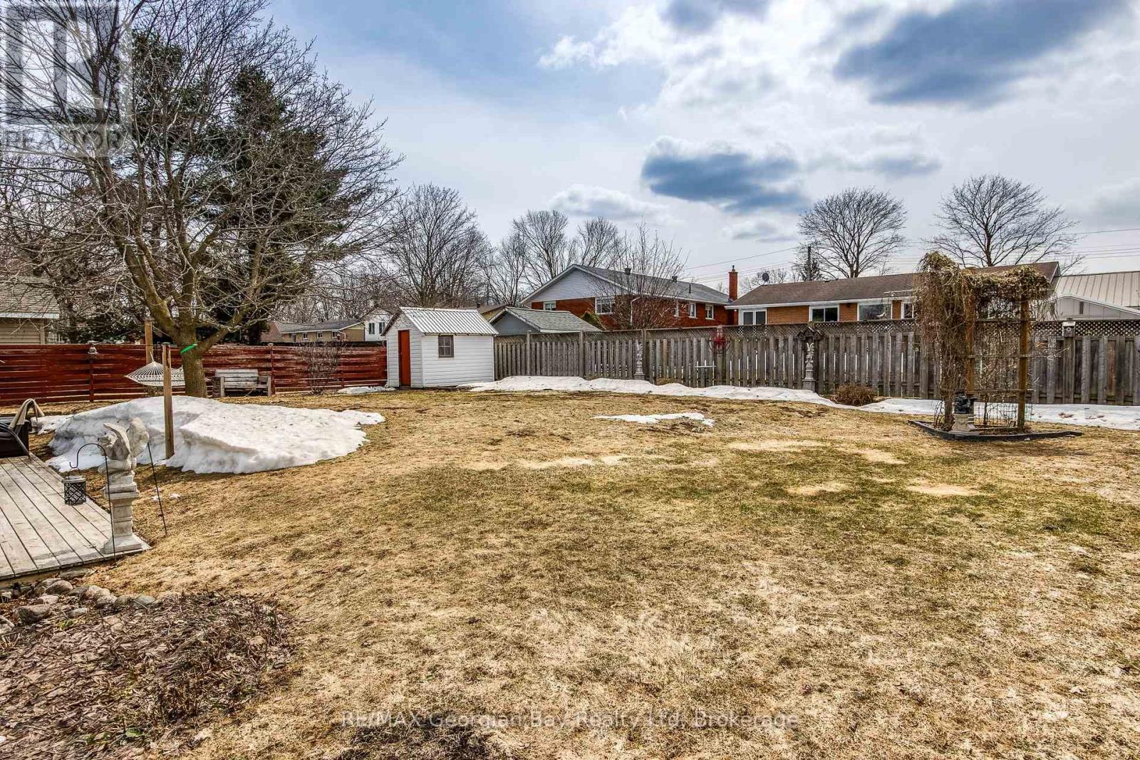 44 Hill Top Drive, Penetanguishene, Ontario  L9M 1H9 - Photo 33 - S12077976