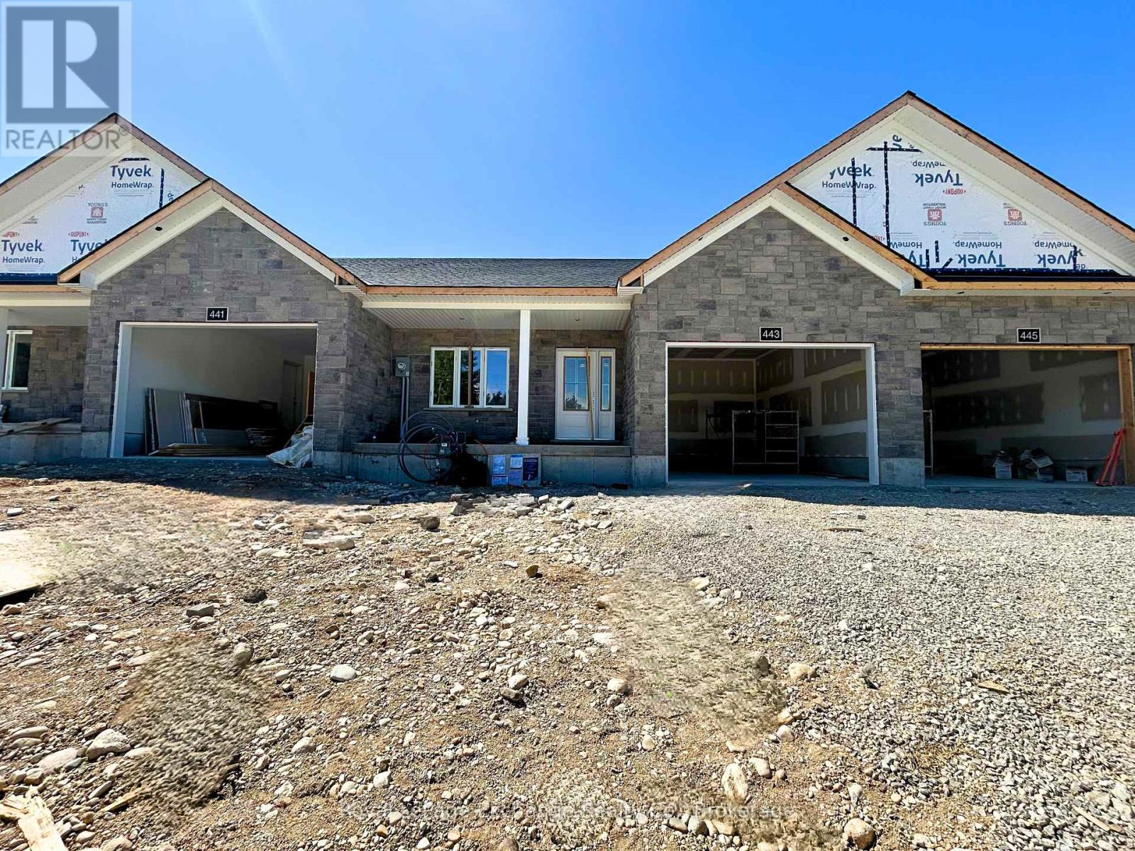 443 Park Street W, West Grey, Ontario  N0G 1R0 - Photo 1 - X12078046
