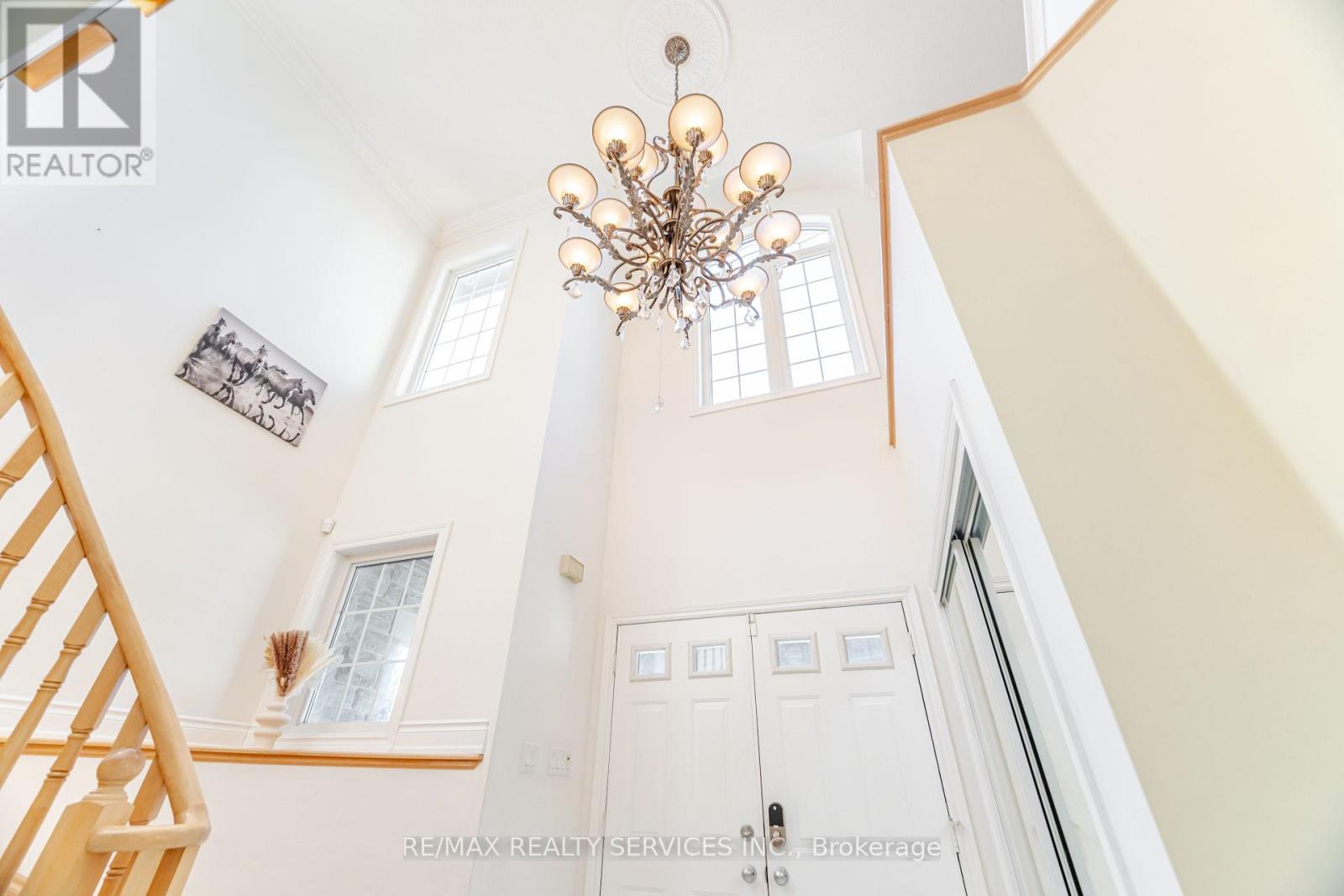 Property at 5 BELLEVILLE DRIVE image 4