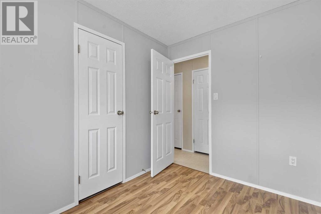 4924 Dorchester Avenue, Red Deer, Alberta  T4R 2Z8 - Photo 25 - A2210422