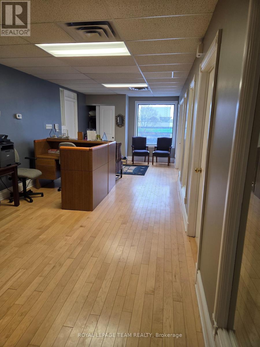 2 - 58 Antares Drive, Ottawa, Ontario  K2E 7W6 - Photo 3 - X12077904