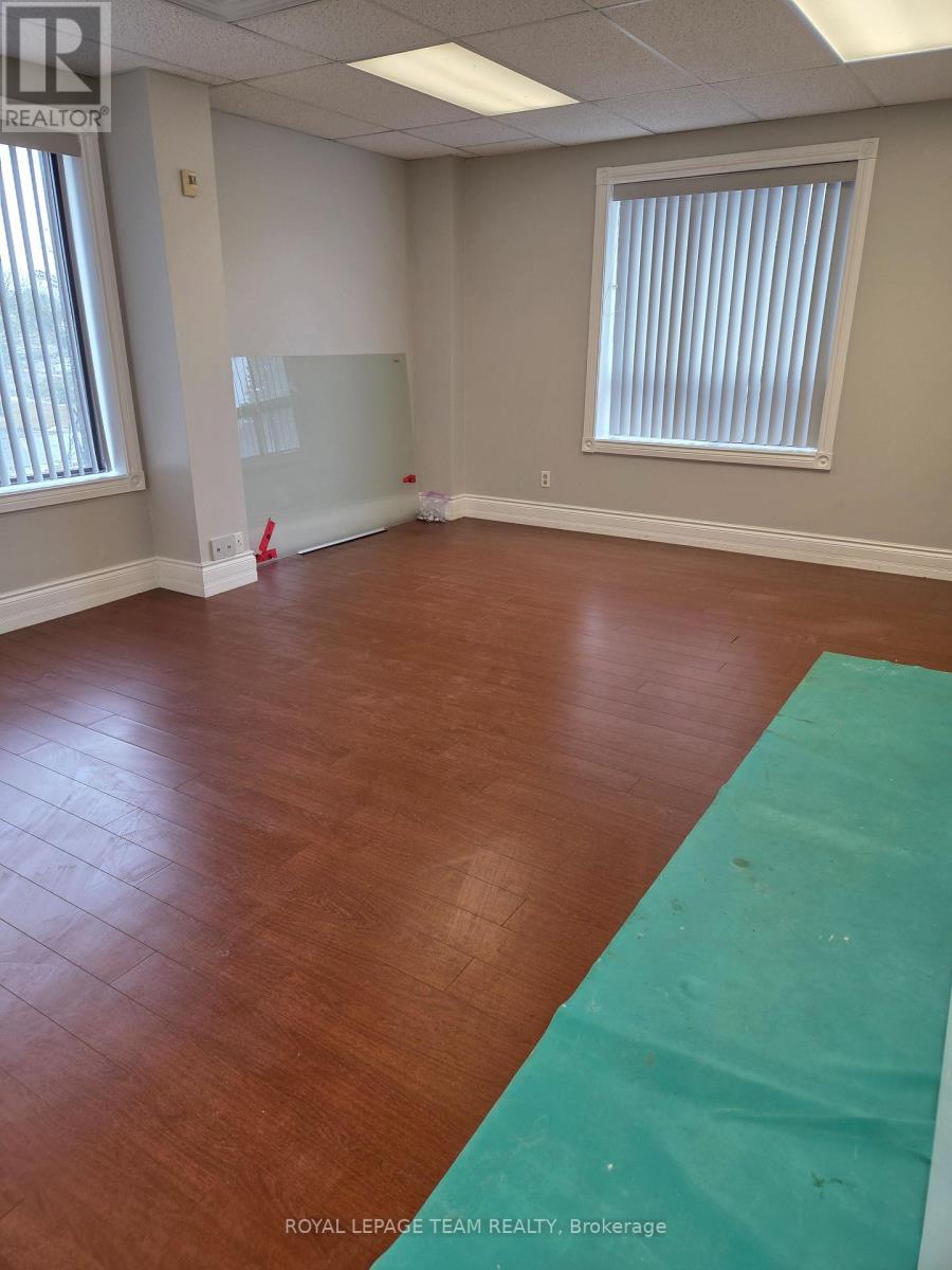 2 - 58 Antares Drive, Ottawa, Ontario  K2E 7W6 - Photo 8 - X12077904
