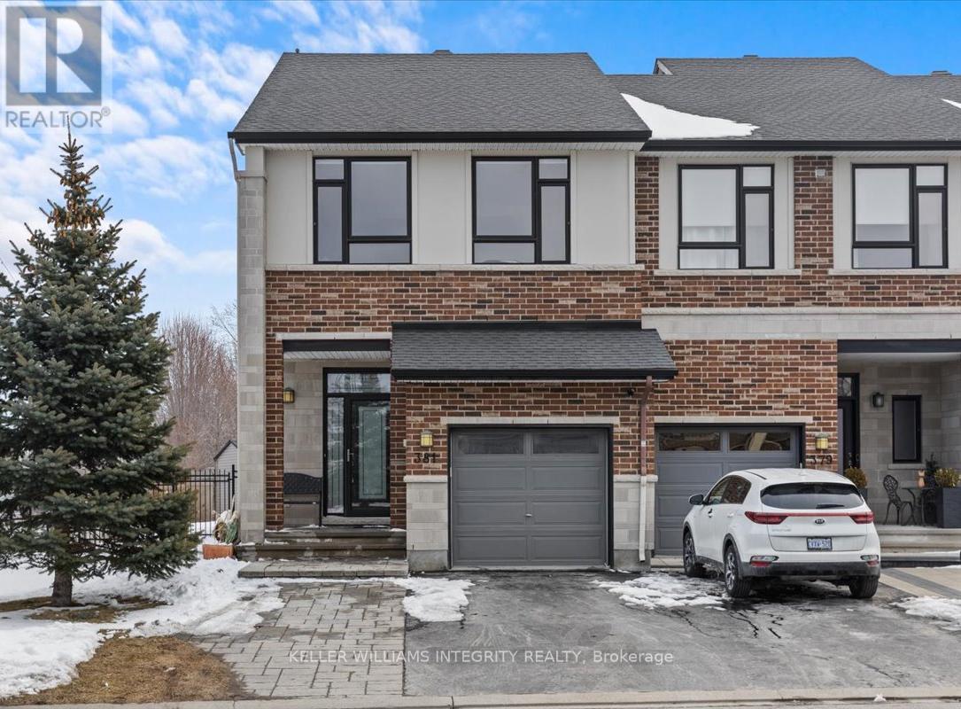 Property at 381 COOKS MILL CRESCENT image 1