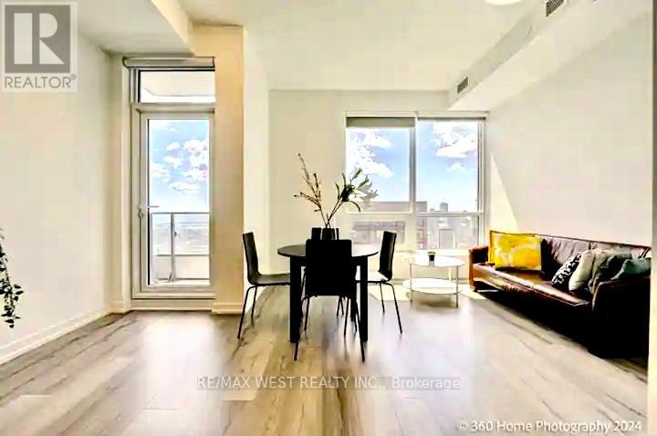 Property at 5306 - 395 BLOOR STREET E image 1