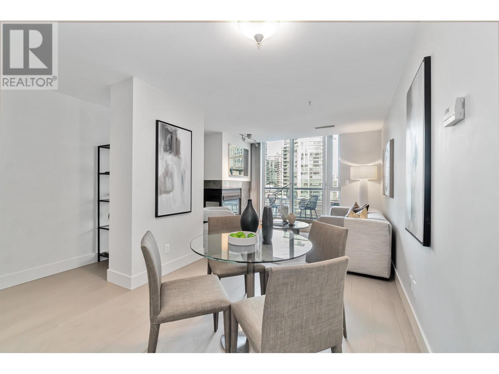 Listing Picture 12 of 36 : 1007 590 NICOLA STREET, Vancouver / 溫哥華 - 魯藝地產 Yvonne Lu Group - MLS Medallion Club Member