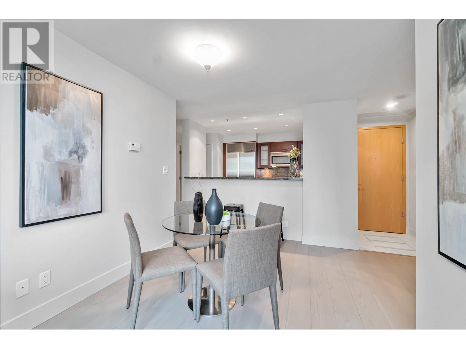 Listing Picture 13 of 36 : 1007 590 NICOLA STREET, Vancouver / 溫哥華 - 魯藝地產 Yvonne Lu Group - MLS Medallion Club Member