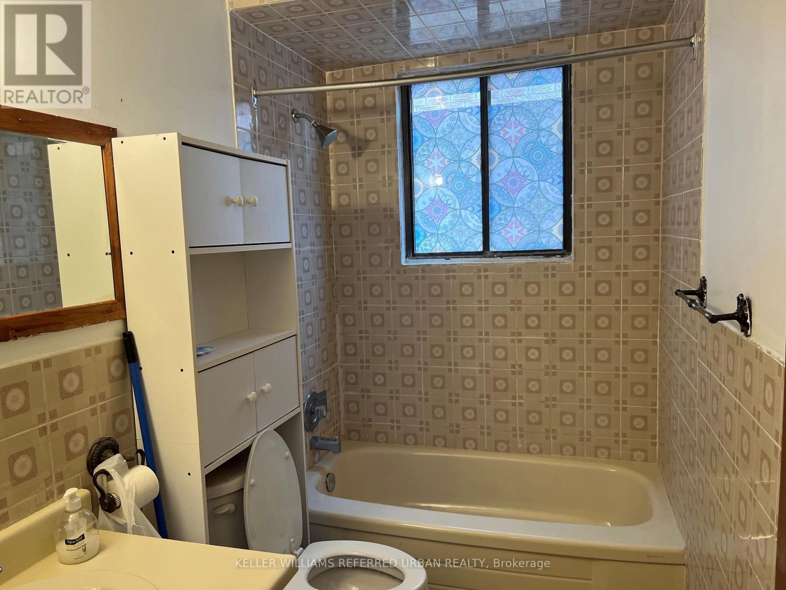 Main - 222 Mortimer Avenue, Toronto, Ontario  M4J 2C5 - Photo 7 - E12077931