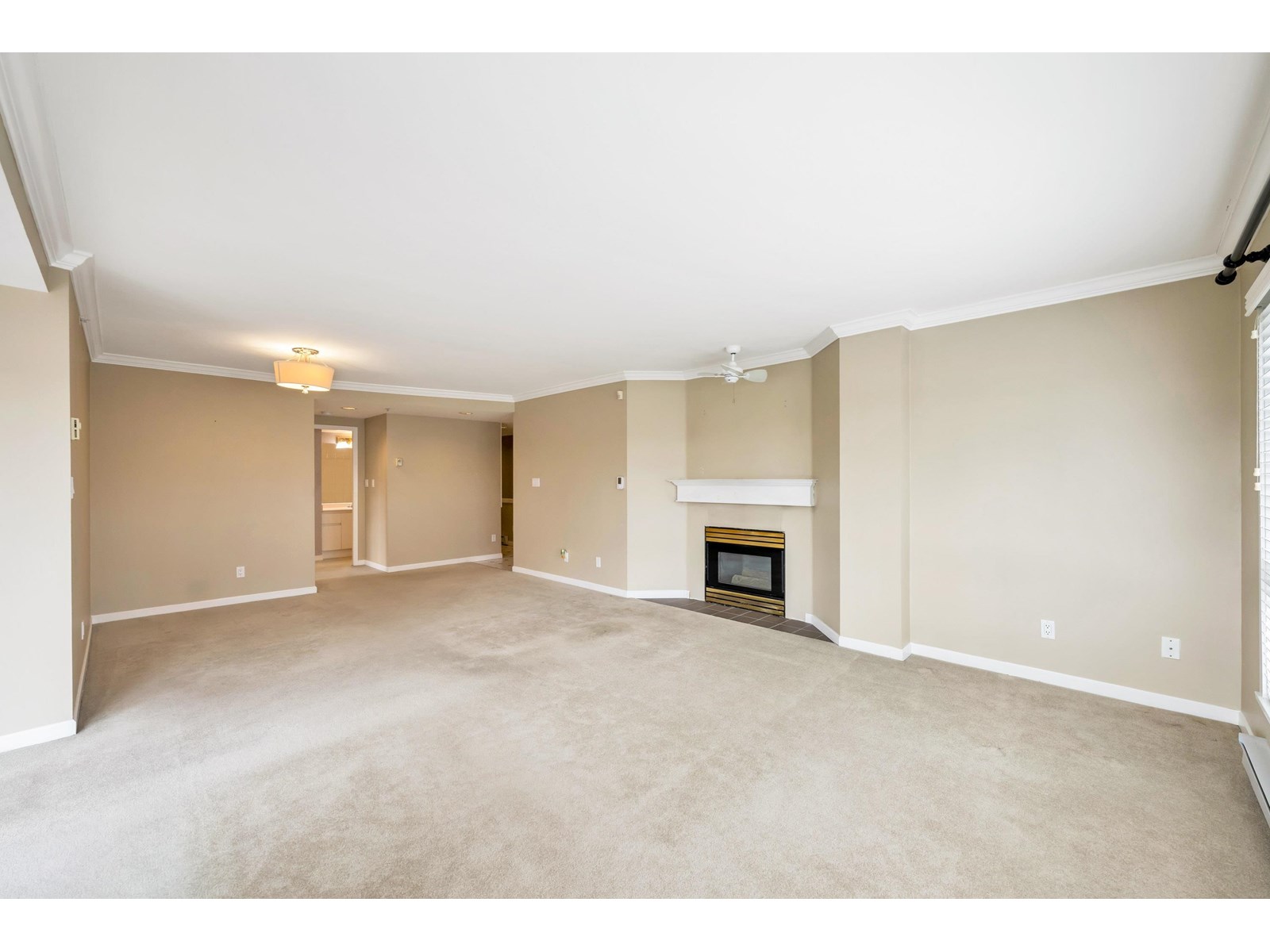 404 9978 148 Street, Surrey, British Columbia  V3R 0P9 - Photo 13 - R2989404