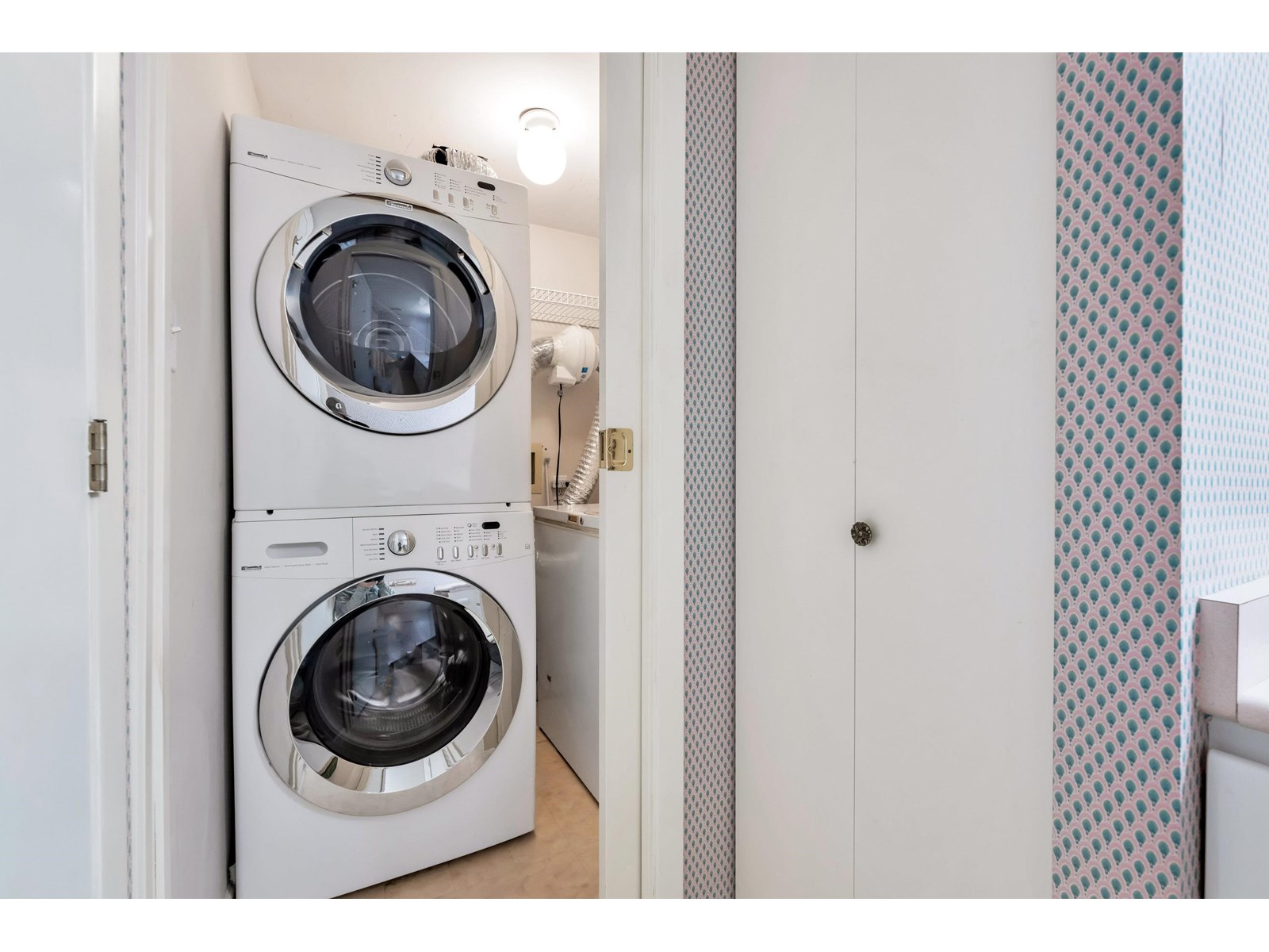 404 9978 148 Street, Surrey, British Columbia  V3R 0P9 - Photo 25 - R2989404