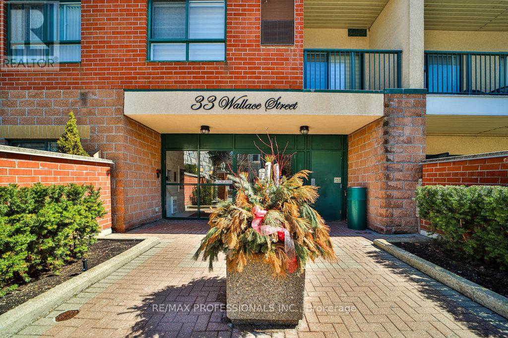 Property at 319 - 33 WALLACE STREET image 3