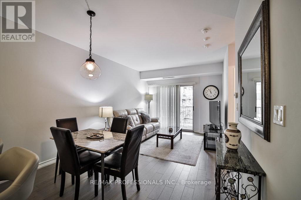 319 - 33 Wallace Street, Vaughan, Ontario  L4L 2P2 - Photo 5 - N12078011