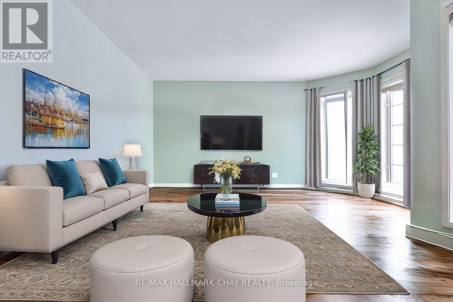 37 Loon Avenue, Barrie (Painswick South), Ontario  L4N 8W6 - Photo 2 - S12078044