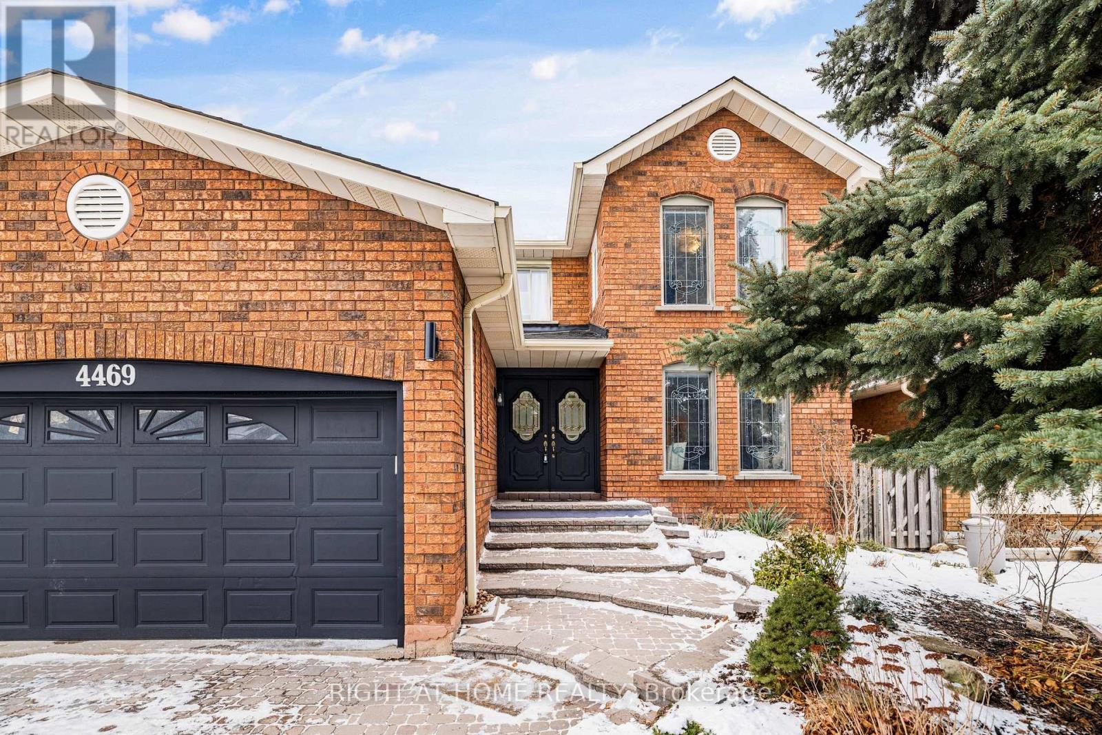 Property at 4469 IDLEWILDE CRESCENT image 2