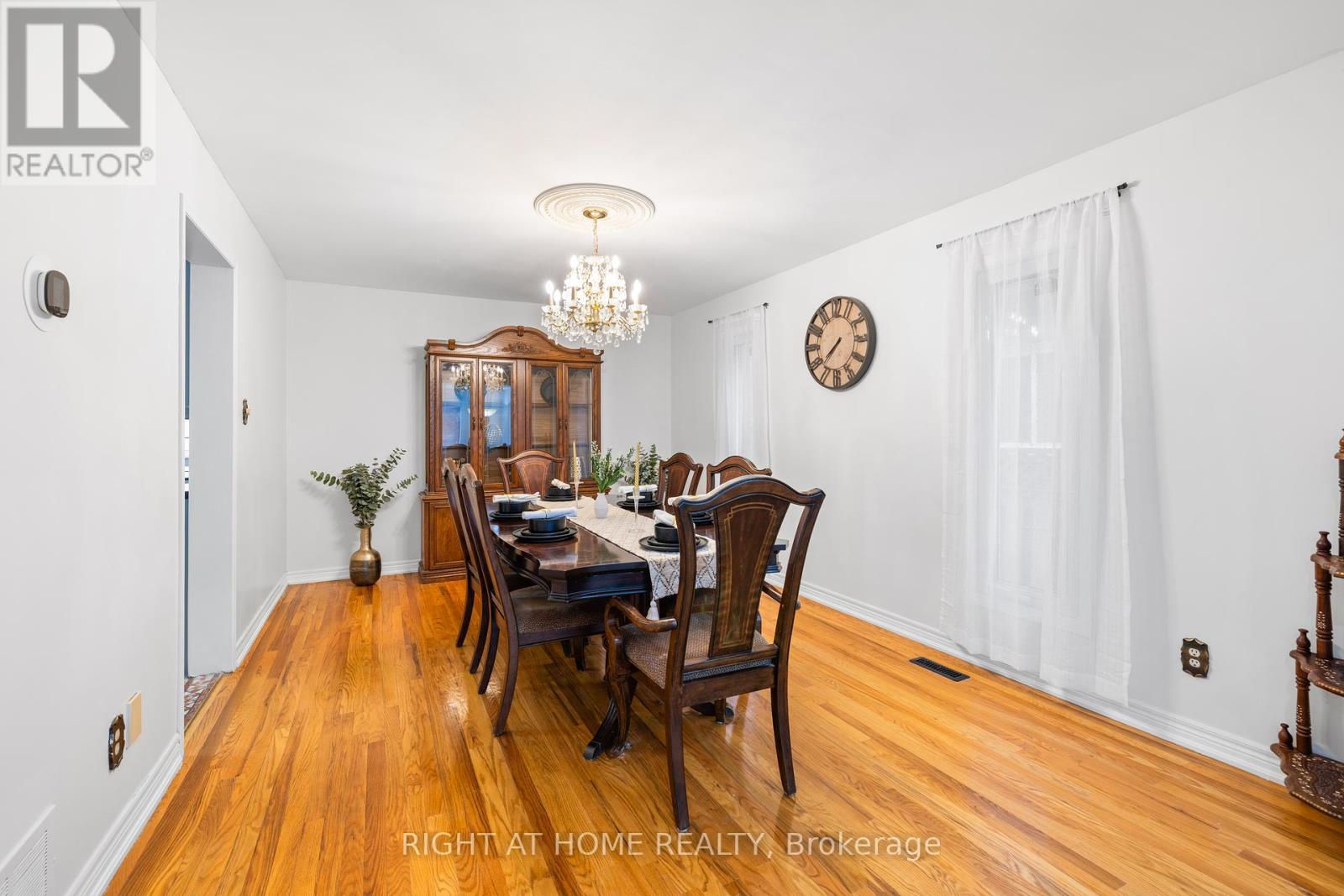 4469 Idlewilde Crescent, Mississauga, Ontario  L5M 4E8 - Photo 21 - W12078004
