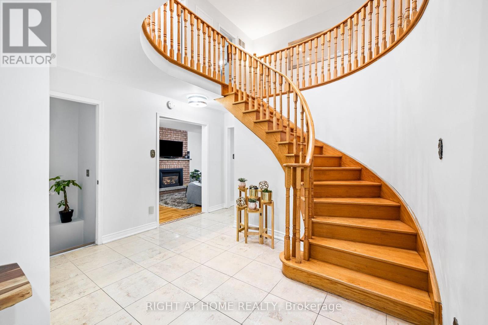 4469 Idlewilde Crescent, Mississauga, Ontario  L5M 4E8 - Photo 23 - W12078004