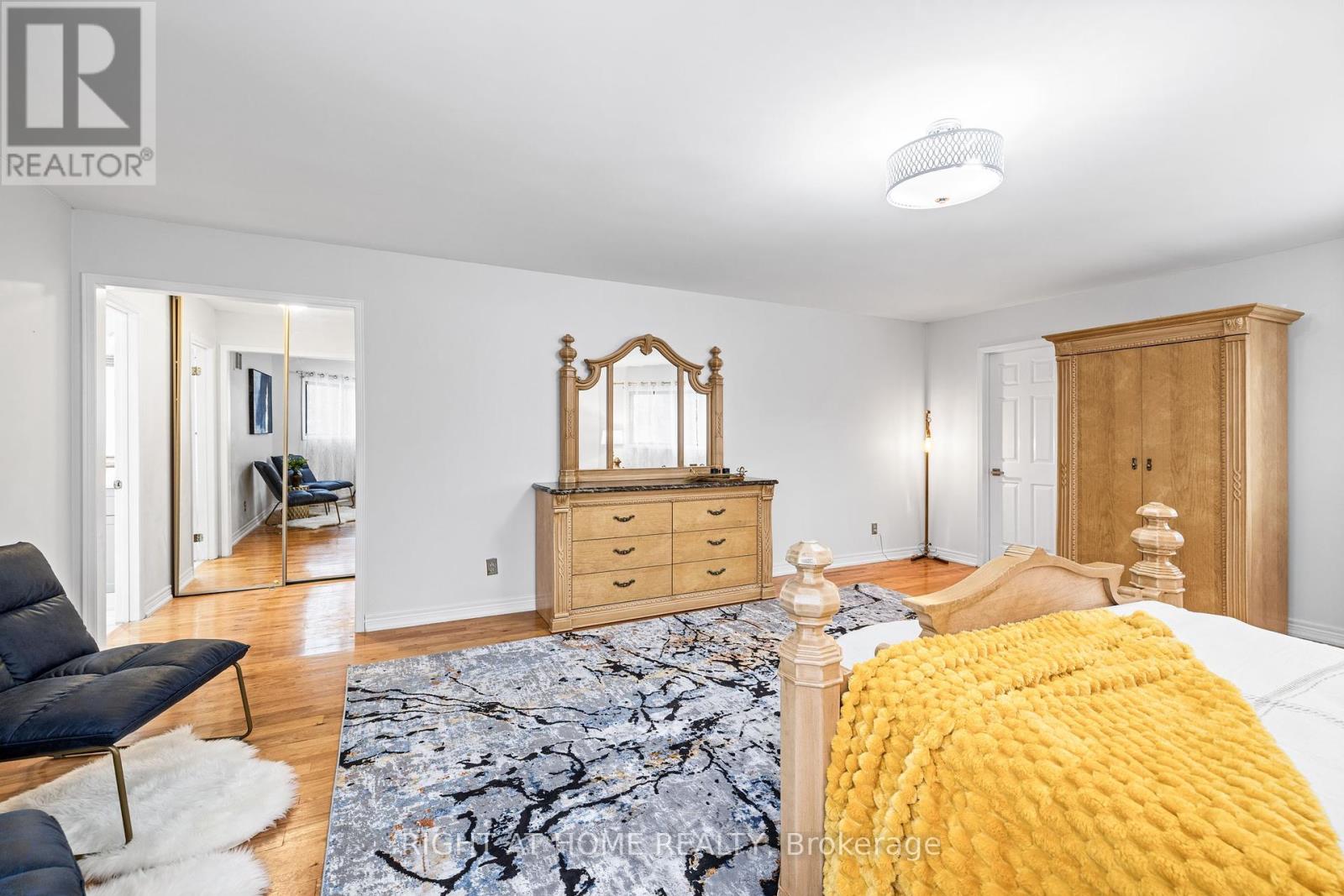 4469 Idlewilde Crescent, Mississauga, Ontario  L5M 4E8 - Photo 30 - W12078004