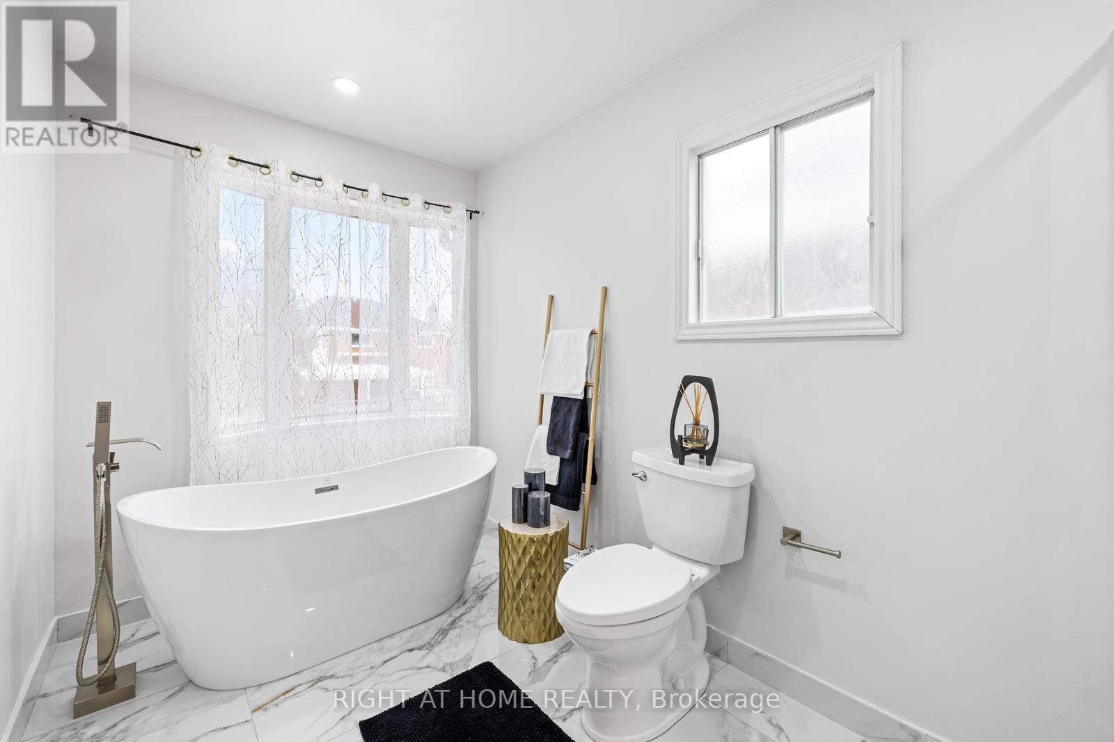 4469 Idlewilde Crescent, Mississauga, Ontario  L5M 4E8 - Photo 31 - W12078004