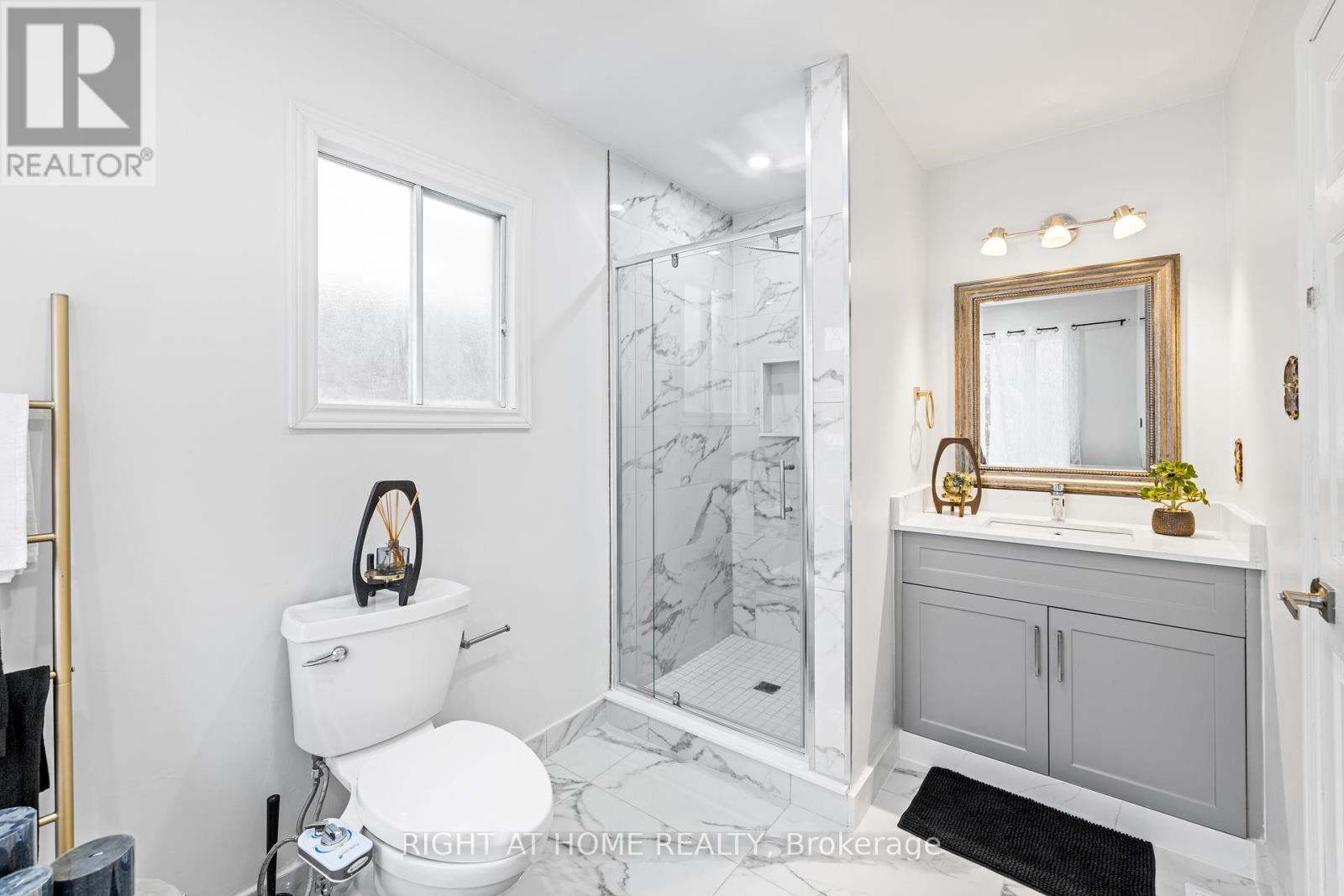 4469 Idlewilde Crescent, Mississauga, Ontario  L5M 4E8 - Photo 32 - W12078004