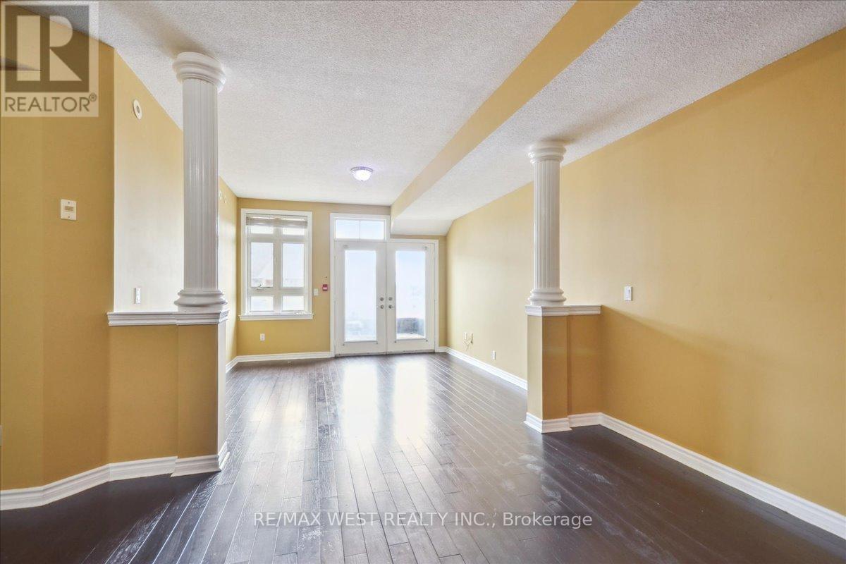 Property at 9 - 9 PINE STREET image 5