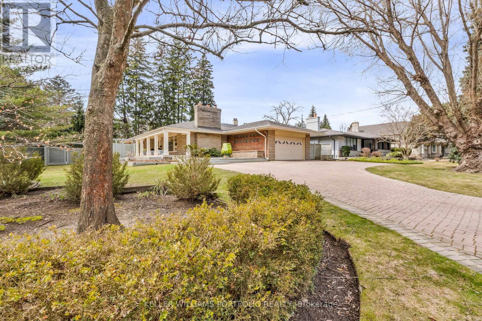 1123 Lakeshore Road E, Oakville (Oo Old Oakville), Ontario  L6J 1K9 - Photo 29 - W12078047
