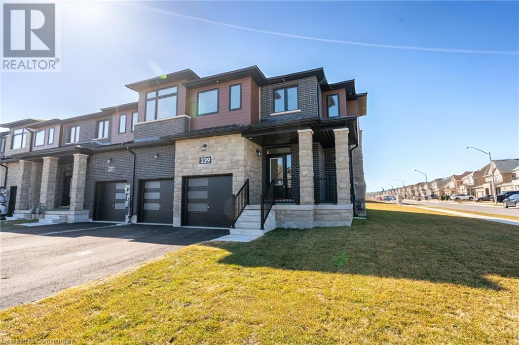 239 LORMONT Boulevard, Hamilton, Ontario