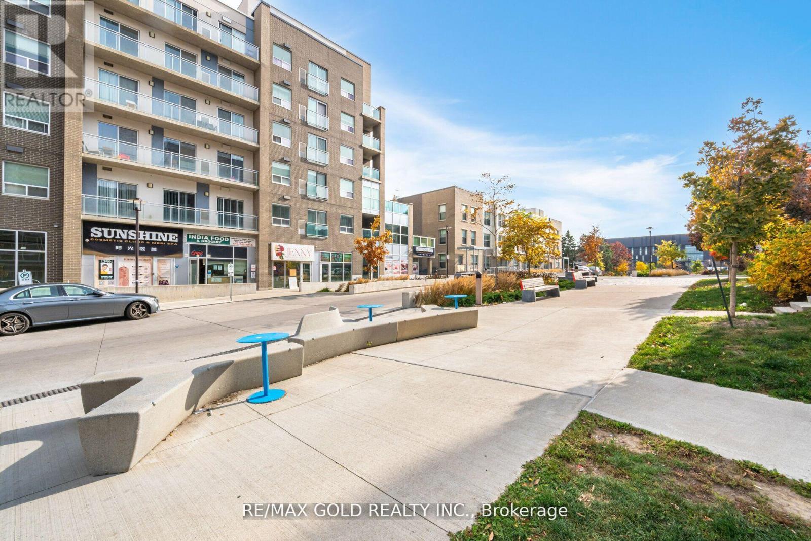 H101 - 275 Larch Street, Waterloo, Ontario  N2L 3R2 - Photo 27 - X12077917