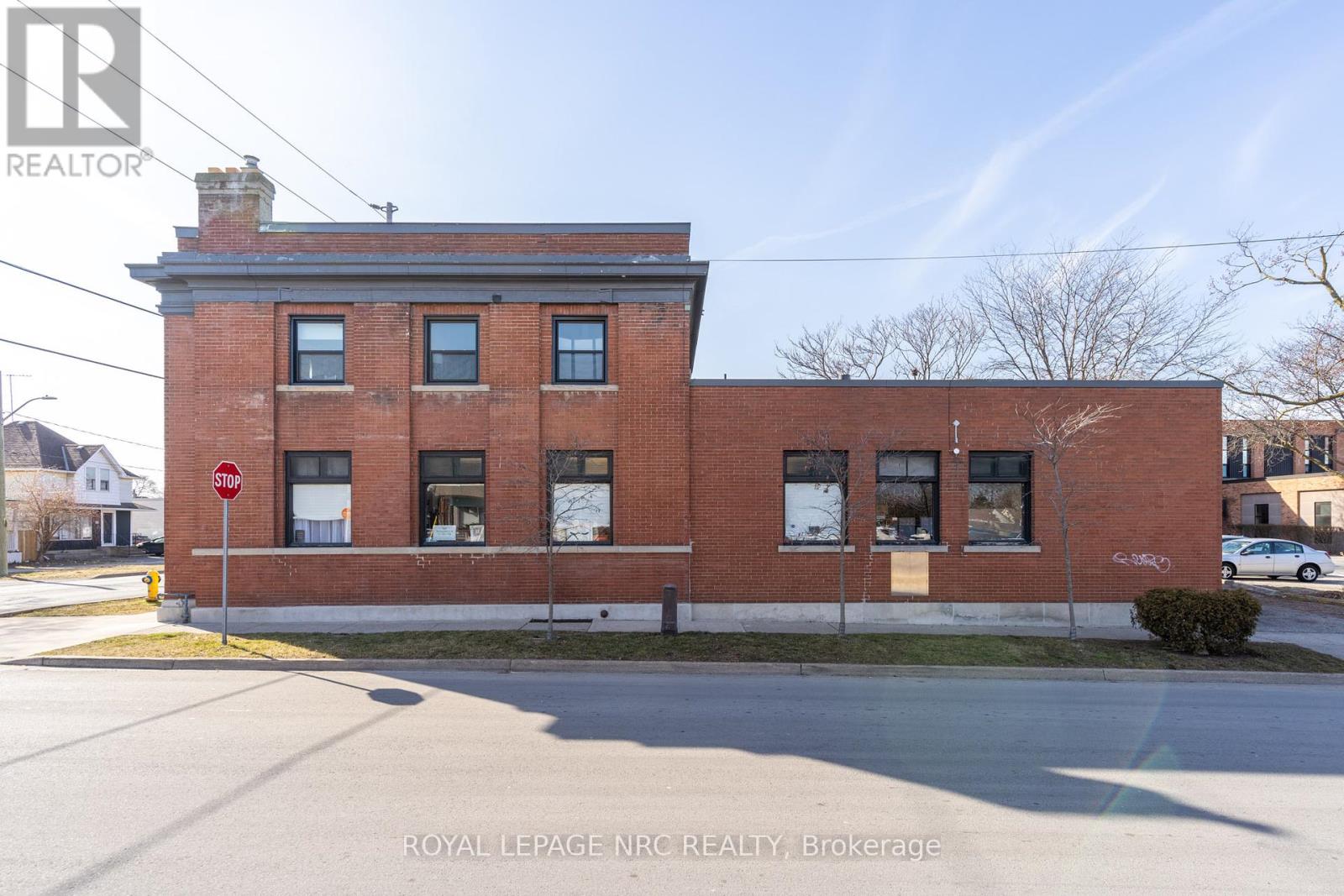 255 Church Street, St. Catharines, Ontario  L2R 3E8 - Photo 5 - X12078054