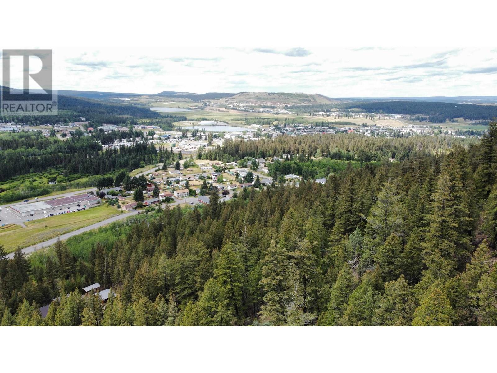 304 Blackstock Road, 100 Mile House, British Columbia  V0K 2E1 - Photo 14 - R2989419