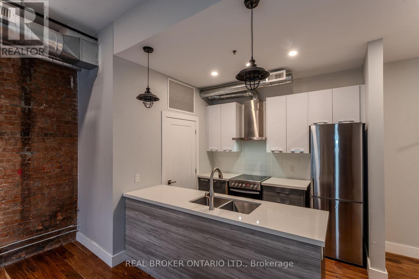 202 - 85 King Street E, Hamilton, Ontario  L8N 1A9 - Photo 10 - X12054234