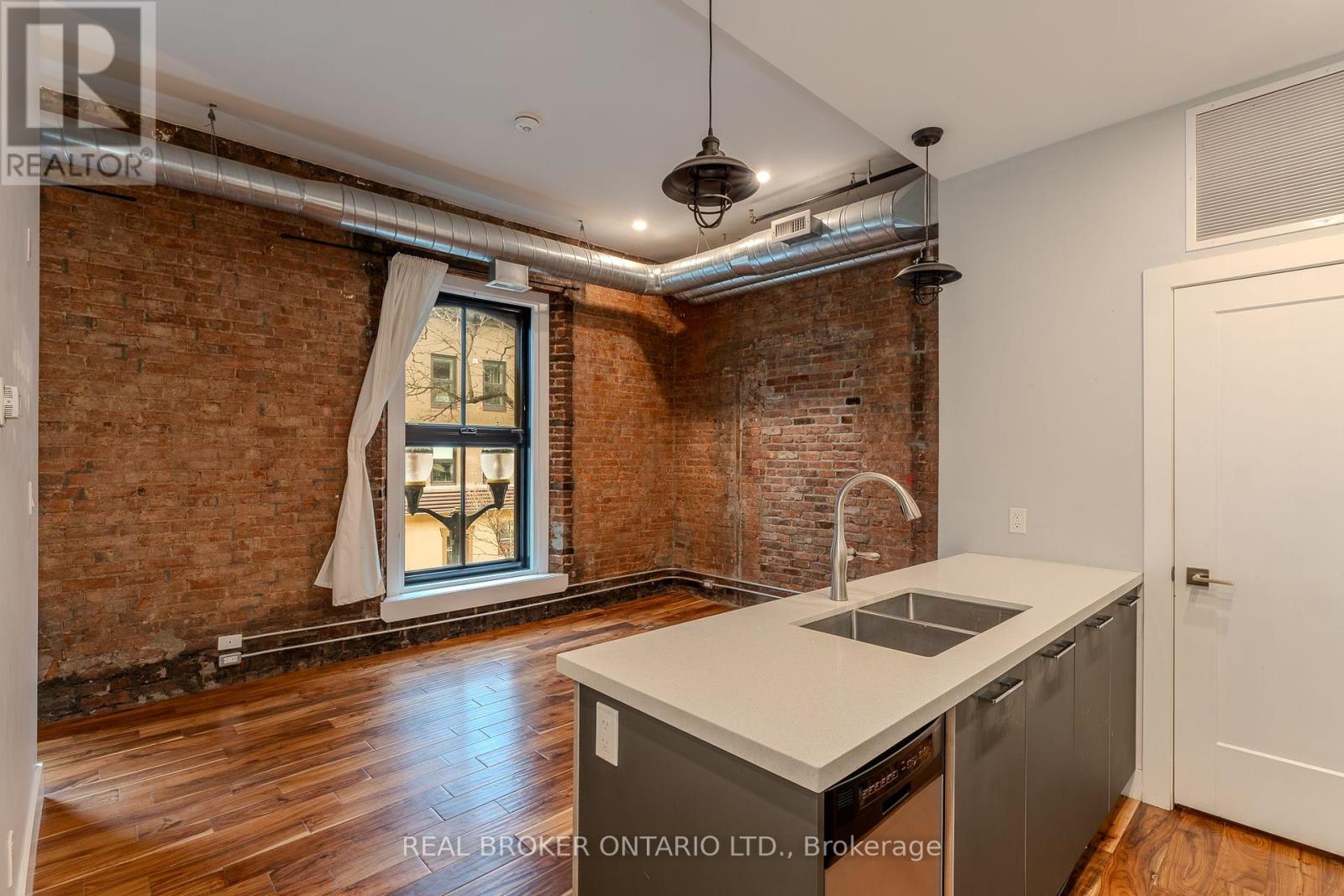 202 - 85 King Street E, Hamilton, Ontario  L8N 1A9 - Photo 11 - X12054234