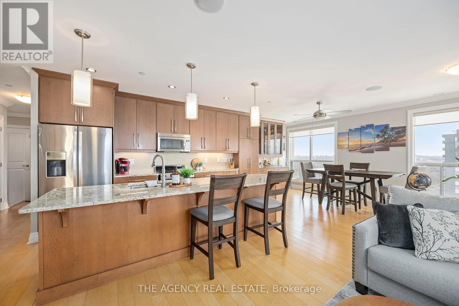 Property at 2308 - 330 RIDOUT STREET N image 3