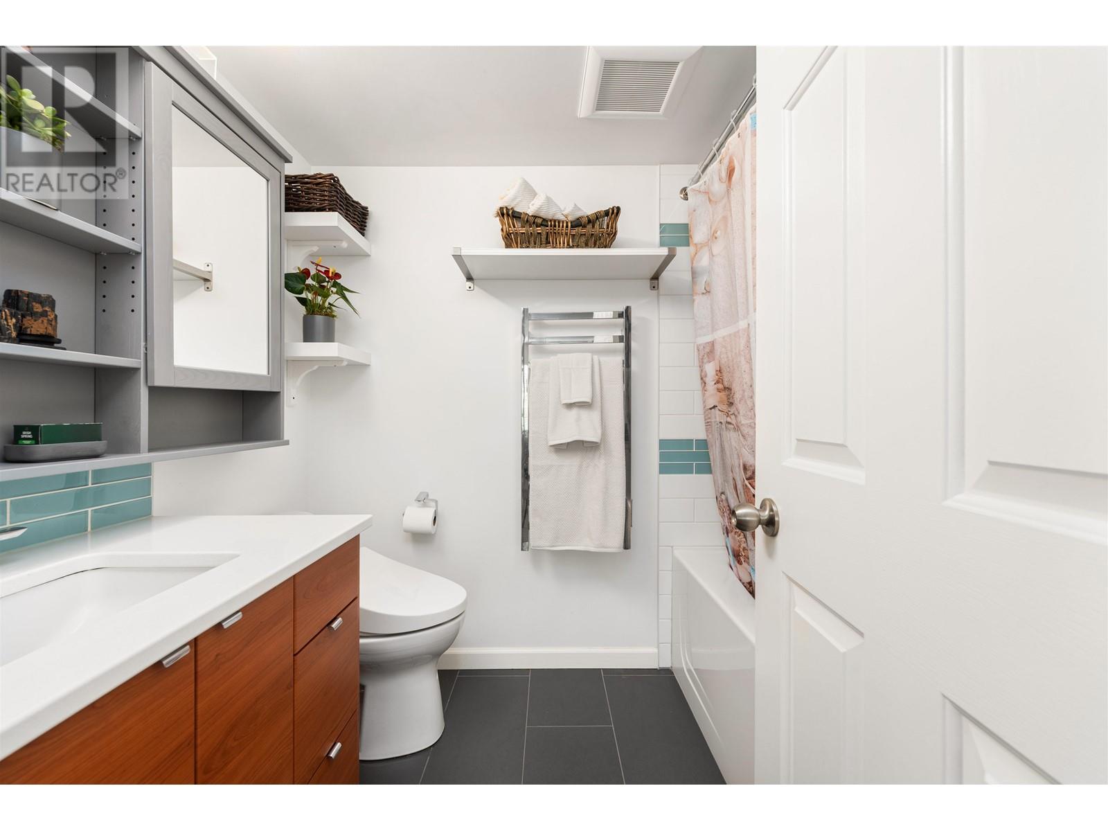 E204 623 W 14th Avenue, Vancouver, British Columbia  V5Z 1P7 - Photo 20 - R2989406