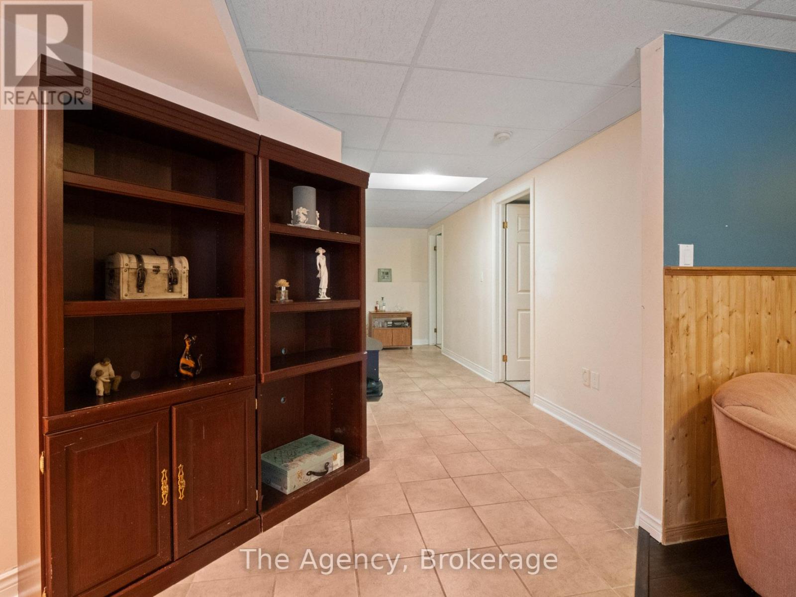 4344 Southerland Court, Niagara Falls, Ontario  L2G 7W4 - Photo 9 - X11994193