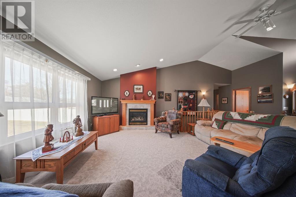 53 Coventry Lane, Lacombe, Alberta  T4L 1T3 - Photo 6 - A2210915
