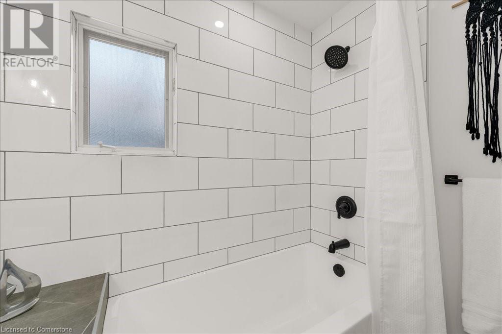 51 West 3rd Street, Hamilton, Ontario  L9C 3K1 - Photo 18 - 40716255