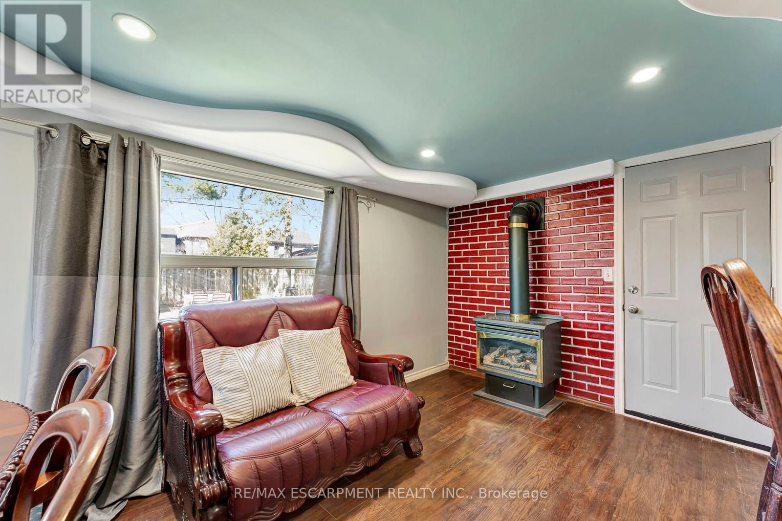 159 Grosvenor Avenue N, Hamilton, Ontario  L8L 7S7 - Photo 11 - X12078119