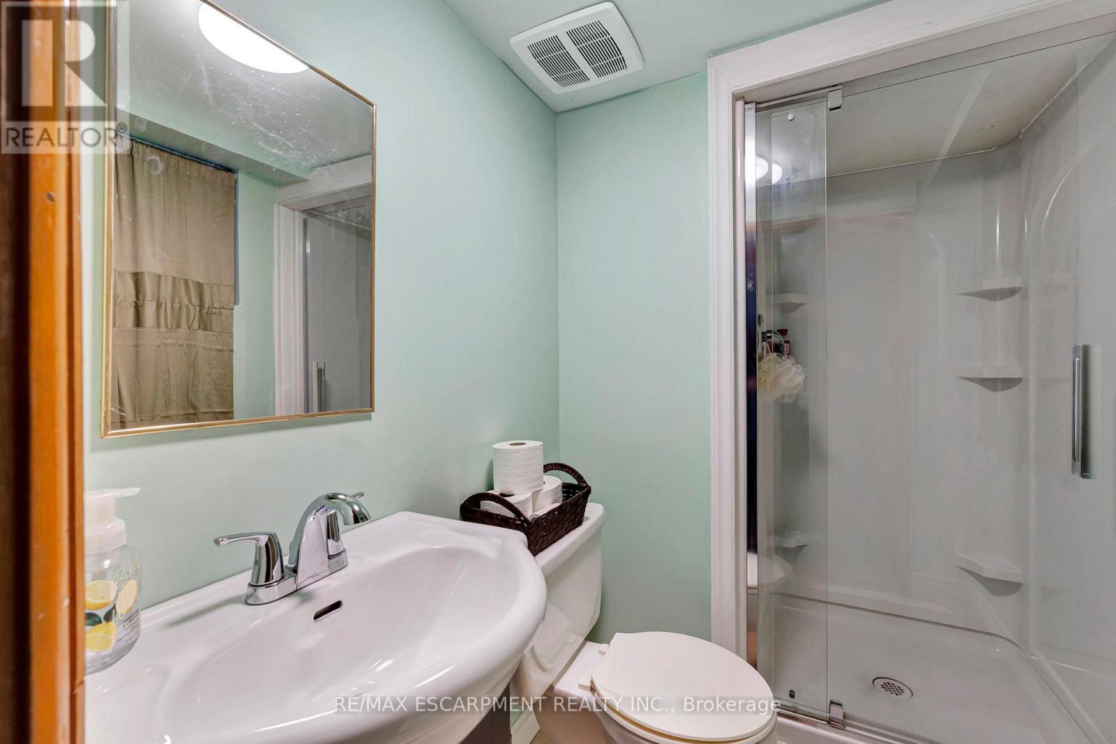 159 Grosvenor Avenue N, Hamilton, Ontario  L8L 7S7 - Photo 17 - X12078119
