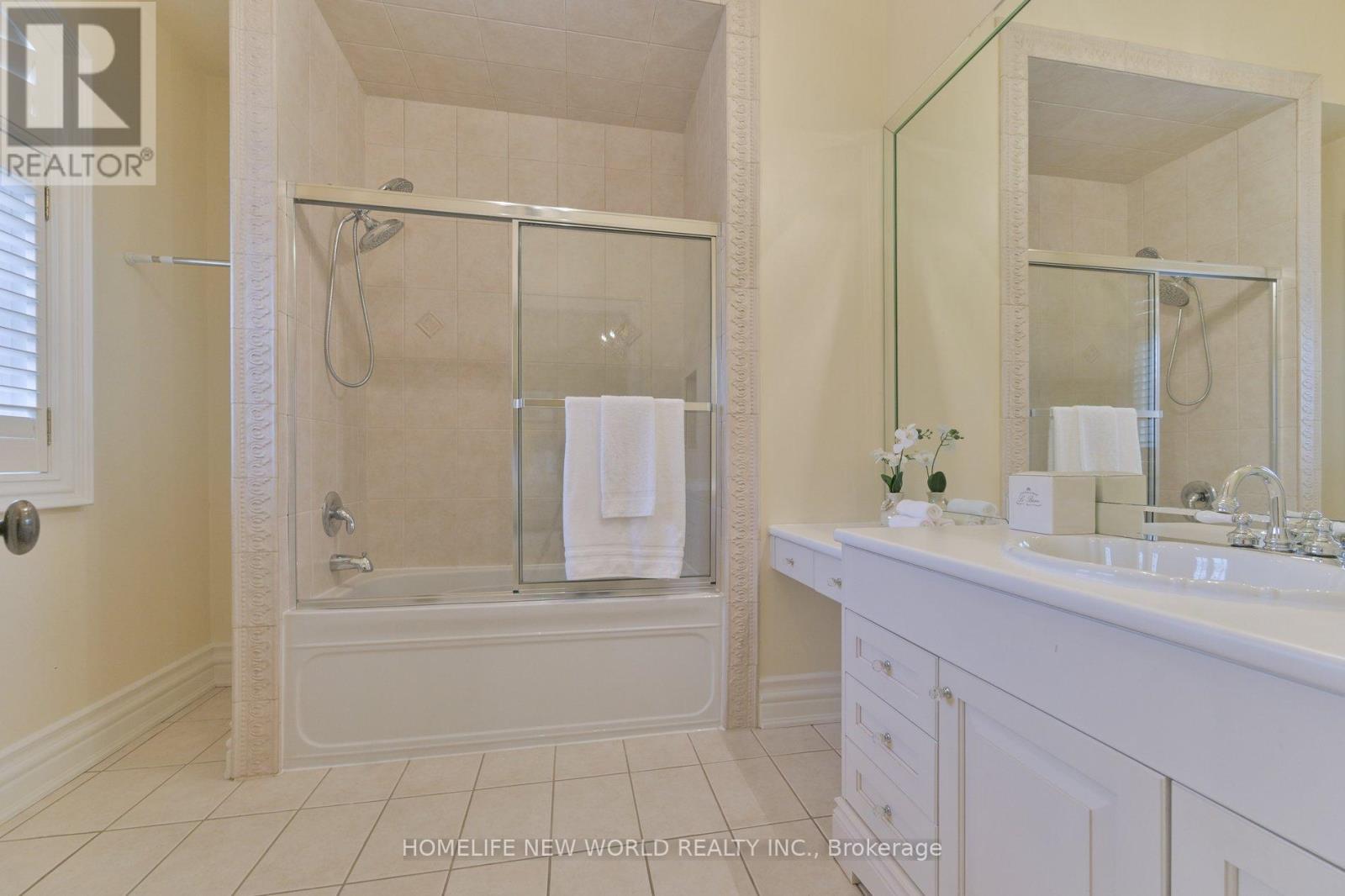 33 Evita Court, Vaughan (Uplands), Ontario  L4J 8K6 - Photo 38 - N12076093