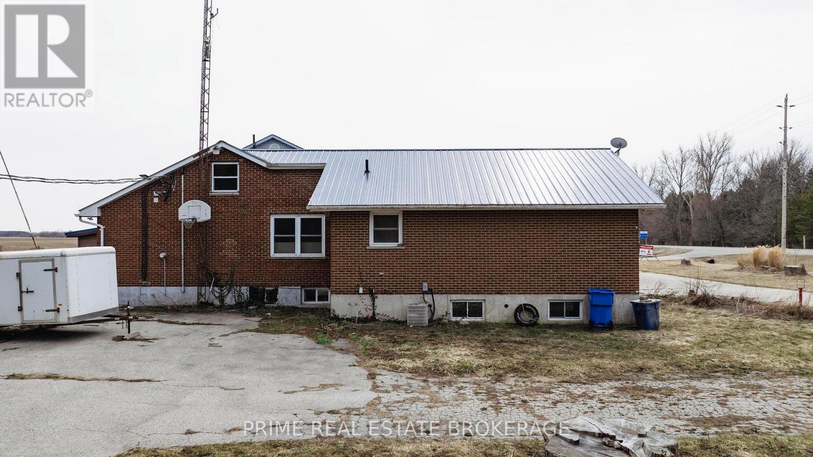 82522 Bluewater Highway, Ashfield-Colborne-Wawanosh, Ontario  N7A 3X9 - Photo 8 - X12045848
