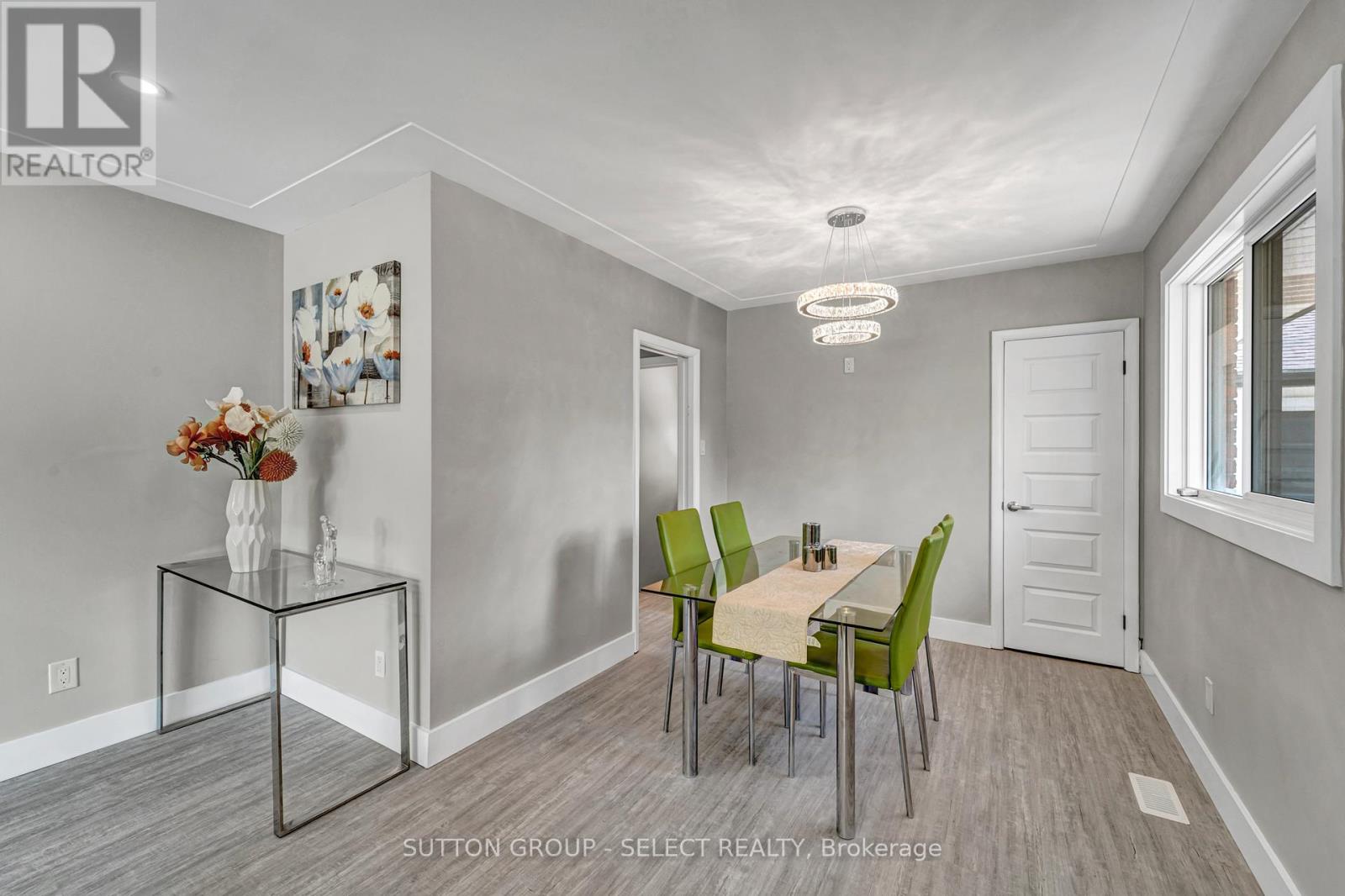 402 North Street, London, Ontario  N6K 2H6 - Photo 10 - X12078231