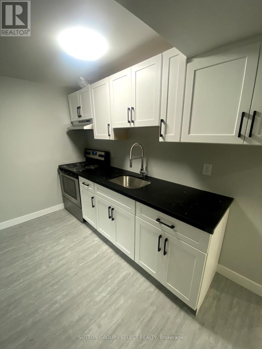 402 North Street, London, Ontario  N6K 2H6 - Photo 33 - X12078231