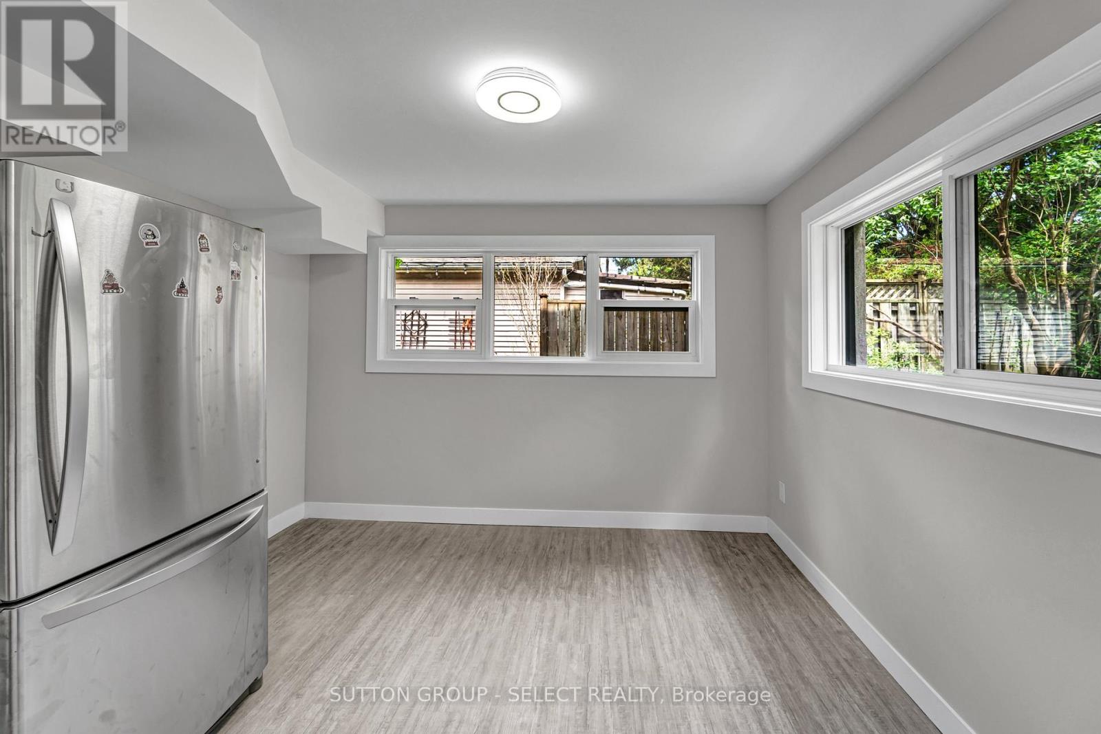 402 North Street, London, Ontario  N6K 2H6 - Photo 34 - X12078231