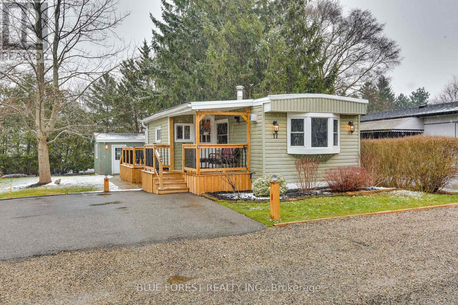 17 - 3100 Dorchester Road, Thames Centre, Ontario  N0L 1G5 - Photo 1 - X12078255
