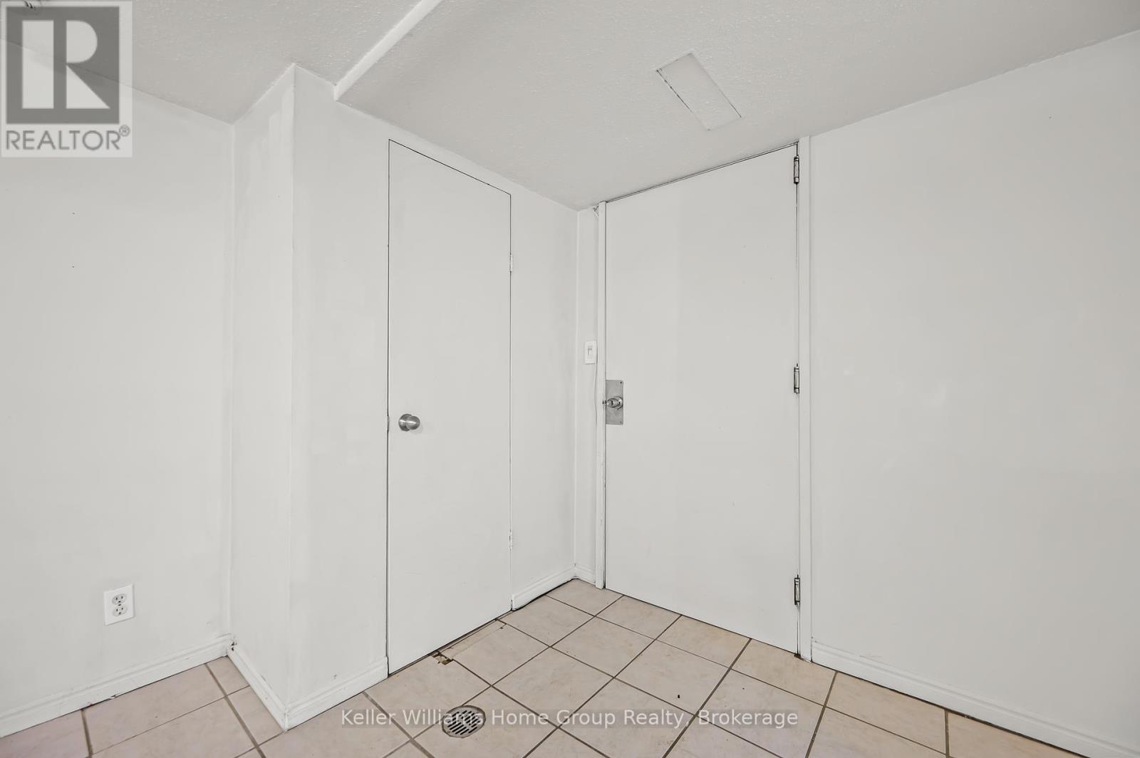 107 East Avenue, Kitchener, Ontario  N2H 1Y6 - Photo 30 - X12078152
