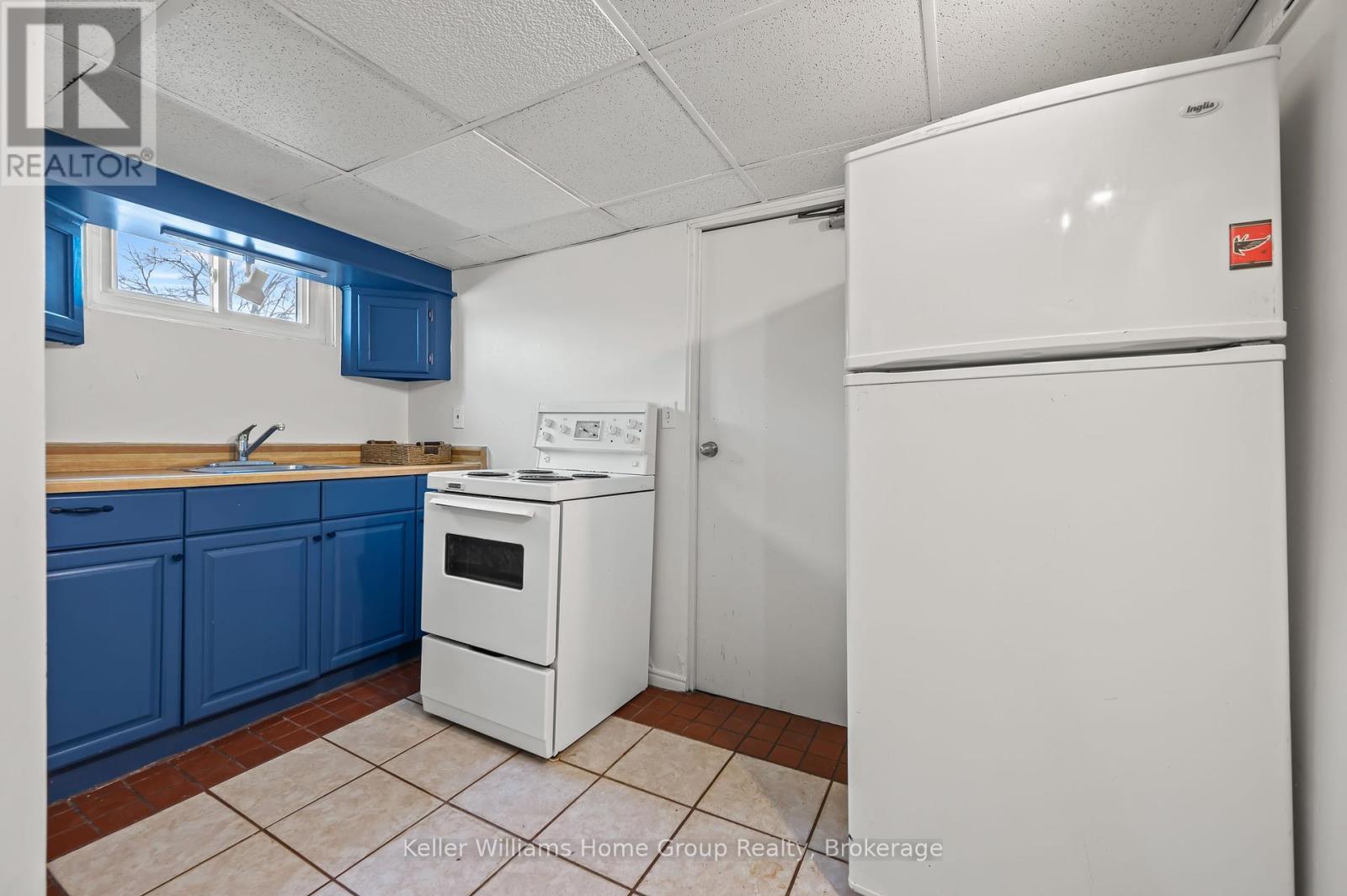 107 East Avenue, Kitchener, Ontario  N2H 1Y6 - Photo 33 - X12078152