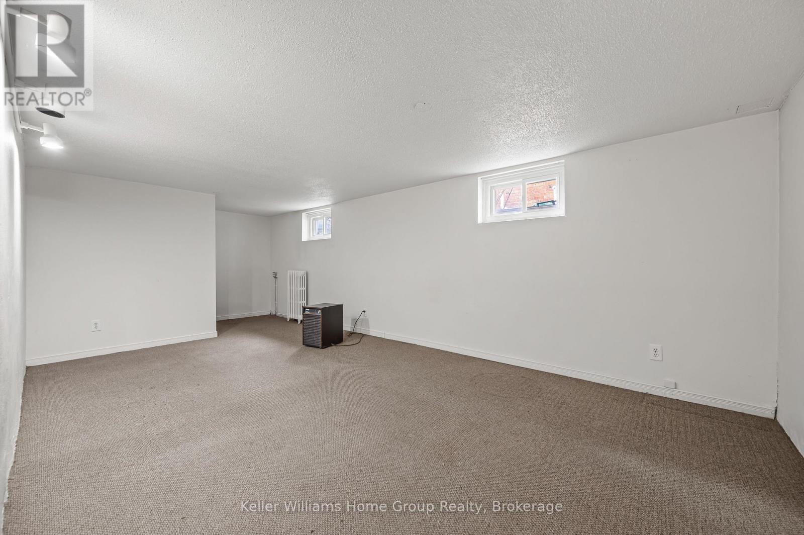 107 East Avenue, Kitchener, Ontario  N2H 1Y6 - Photo 34 - X12078152