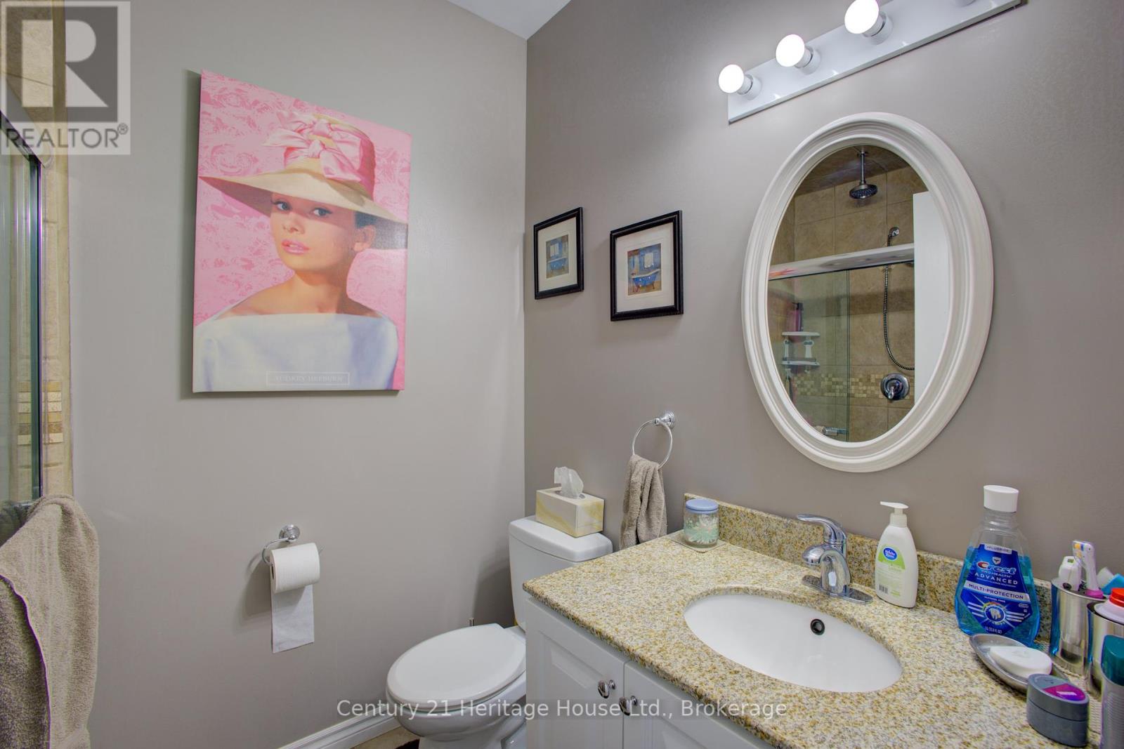 275 South Street E, West Grey, Ontario  N0G 1R0 - Photo 29 - X12078264