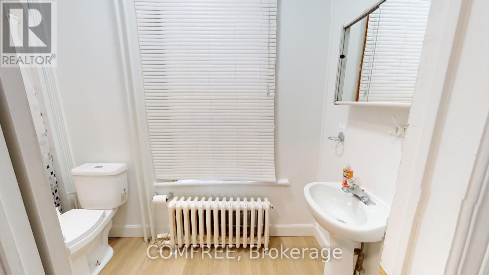 36 Mitchell Avenue, Toronto, Ontario  M6J 1B9 - Photo 5 - C12078201