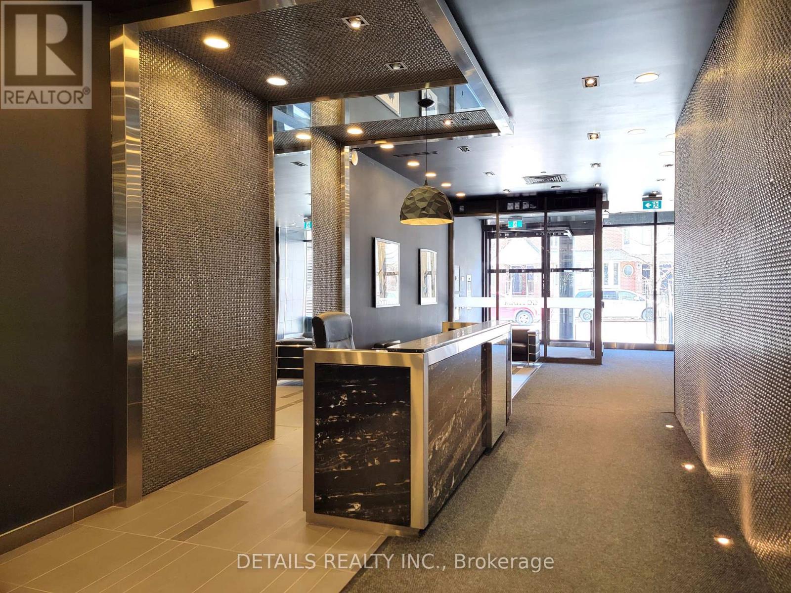 812 - 224 Lyon Street N, Ottawa, Ontario  K1R 5V9 - Photo 3 - X12078153